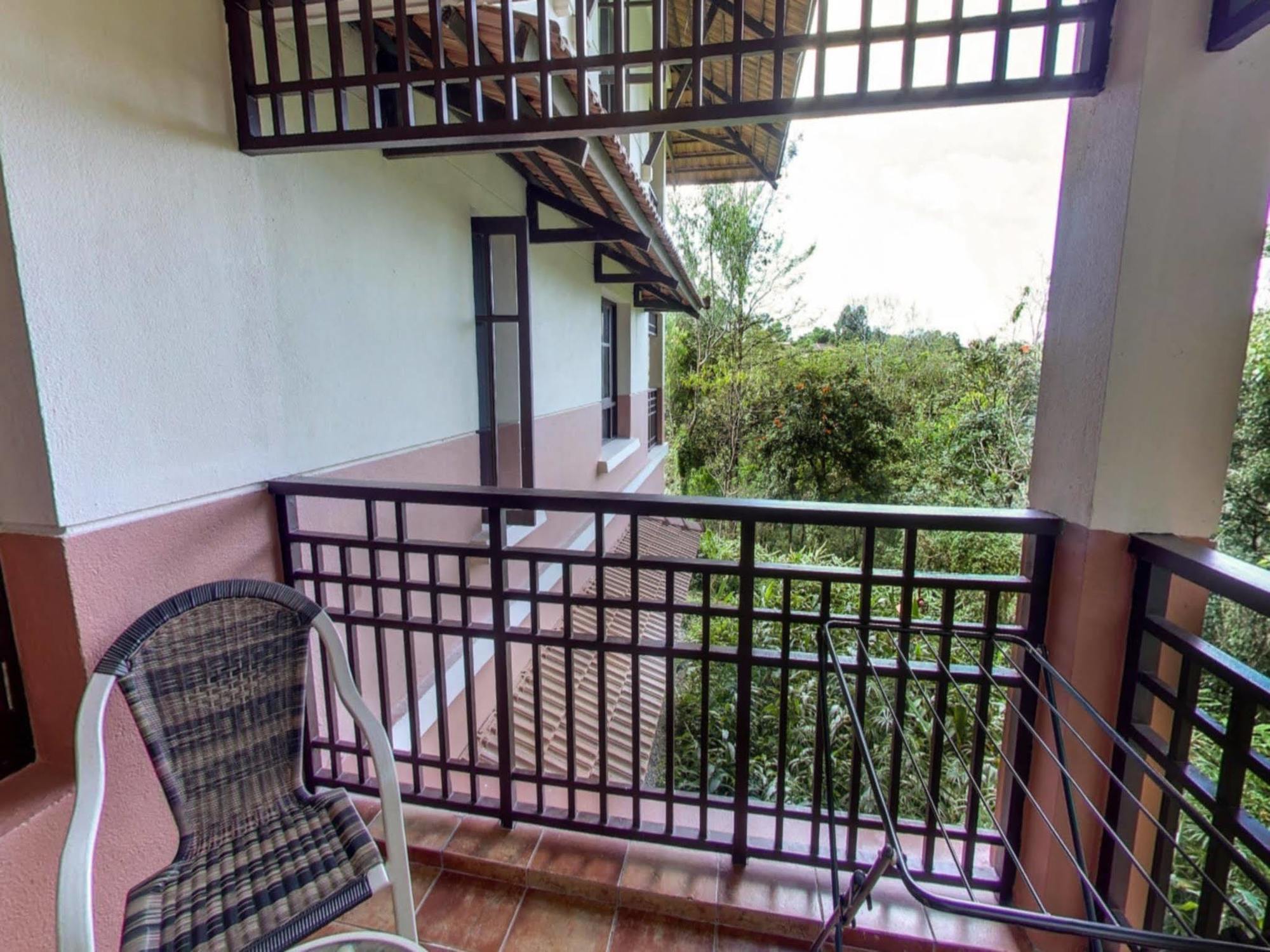 מלון Club Mahindra Madikeri, Coorg מראה חיצוני תמונה